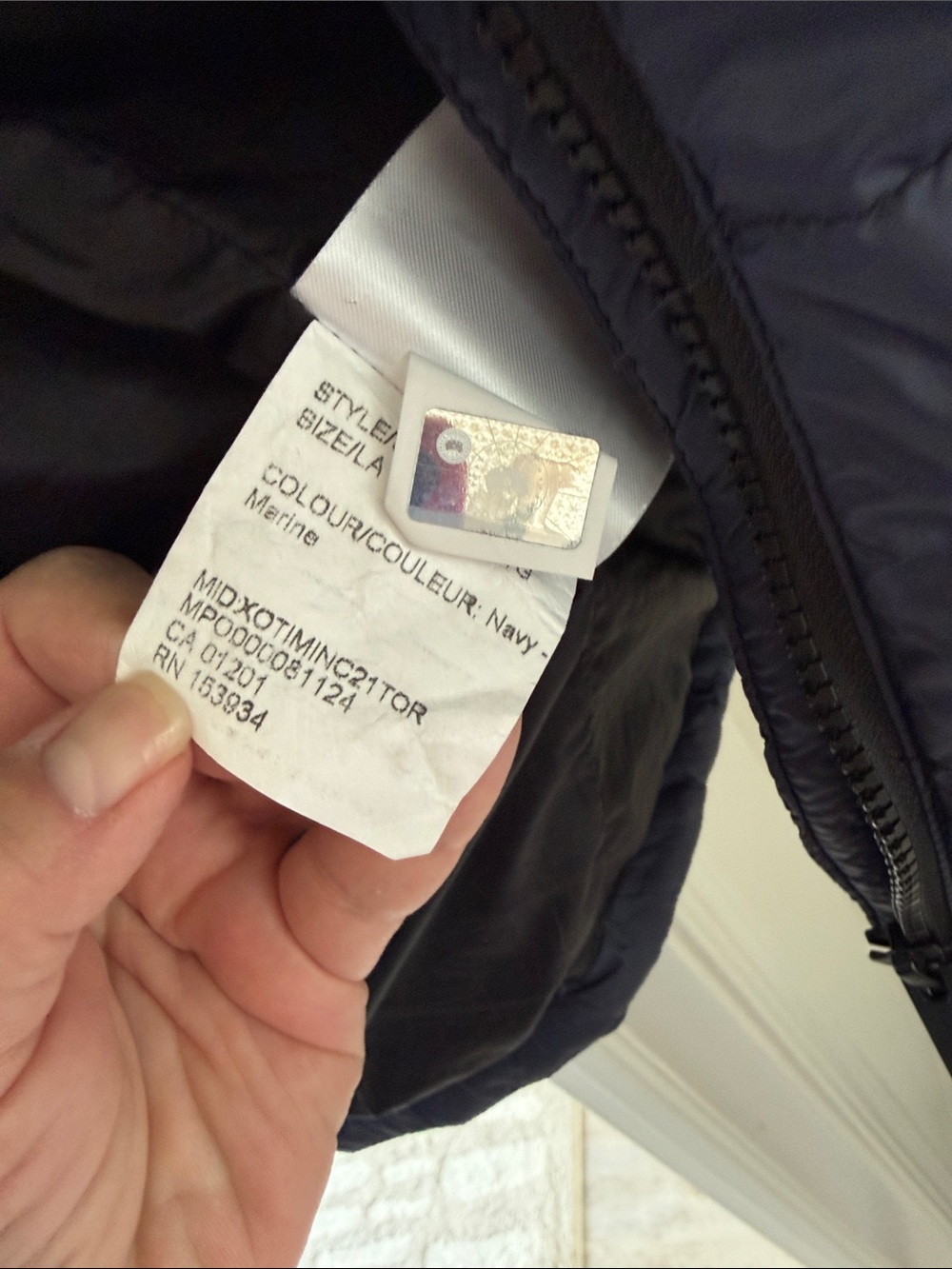 Canada Goose Navy Ellison Puffer Jacket - removable hood.  Hits mid thigh - Picture 4 of 7